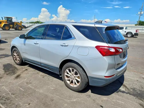 3GNAXKEV9KS679396 2019 CHEVROLET EQUINOX - Image 2