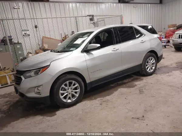 3GNAXKEV9LS554237 2020 CHEVROLET EQUINOX - Image 2