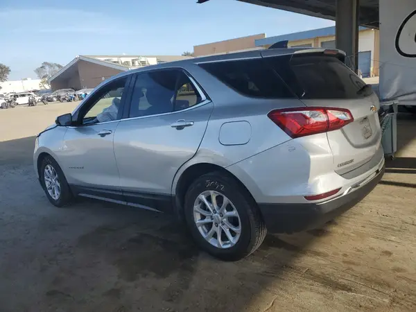 3GNAXKEV9LS583043 2020 CHEVROLET EQUINOX - Image 2