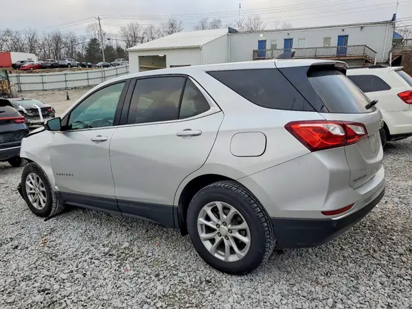 3GNAXKEV9LS711605 2020 CHEVROLET EQUINOX - Image 2