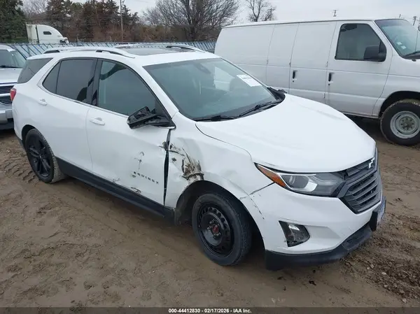 3GNAXKEV9LS716044 2020 CHEVROLET EQUINOX - Image 1
