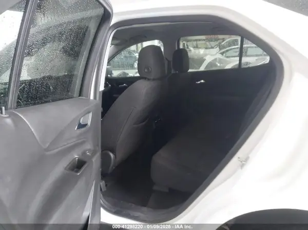 3GNAXKEV9MS101026 2021 CHEVROLET EQUINOX - Image 8