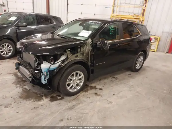 3GNAXKEV9NL106447 2022 CHEVROLET EQUINOX - Image 2