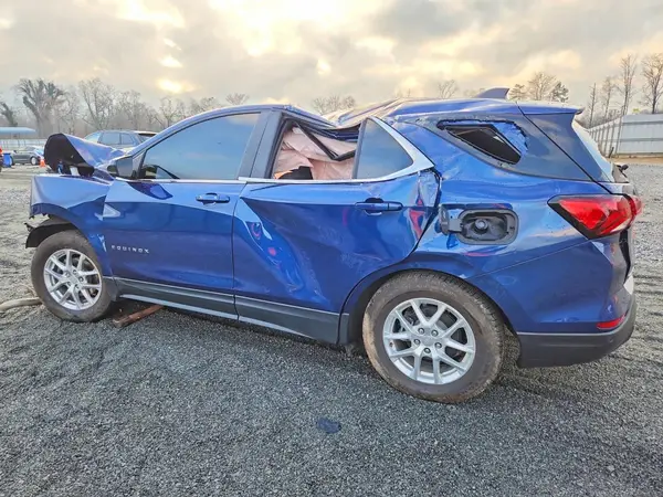 3GNAXKEV9NL118999 2022 CHEVROLET EQUINOX - Image 2