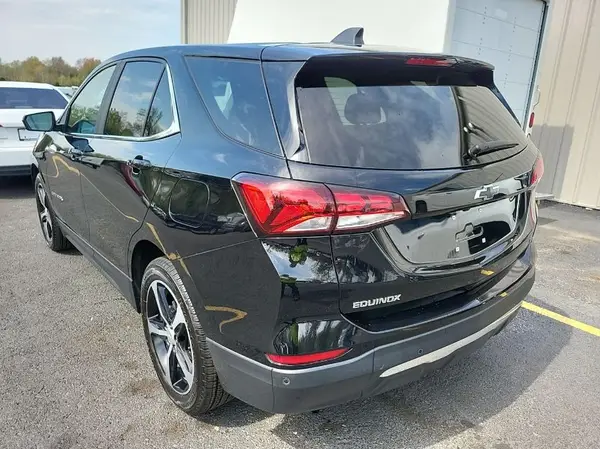 3GNAXKEV9NL120946 2022 CHEVROLET EQUINOX - Image 1