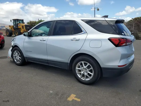 3GNAXKEV9NL193136 2022 CHEVROLET EQUINOX - Image 2