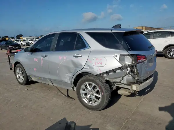 3GNAXKEV9NL216270 2022 CHEVROLET EQUINOX - Image 2