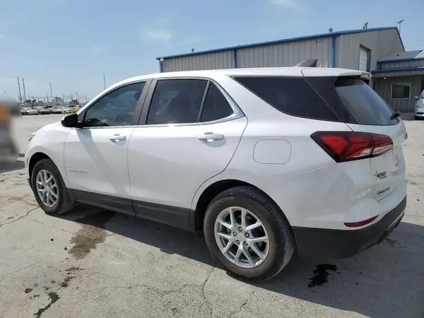 3GNAXKEV9NL261015 2022 CHEVROLET EQUINOX - Image 2
