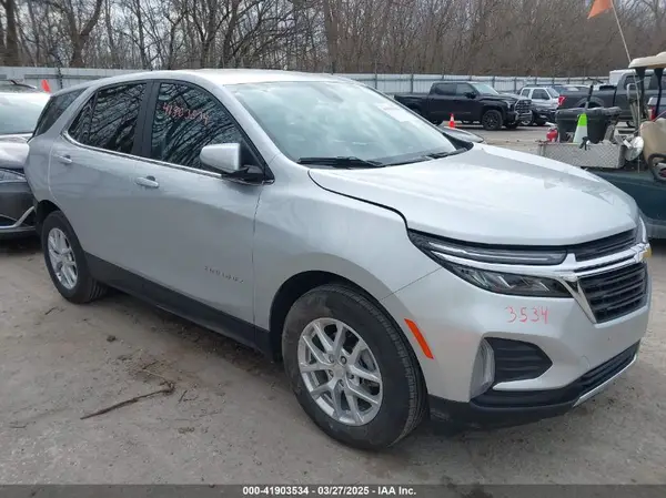 3GNAXKEV9NL268515 2022 CHEVROLET EQUINOX - Image 1