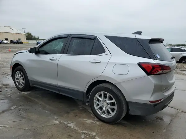 3GNAXKEV9NL272502 2022 CHEVROLET EQUINOX - Image 2
