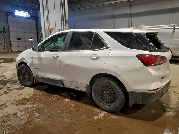3GNAXKEV9NL286125 2022 CHEVROLET EQUINOX - Image 2