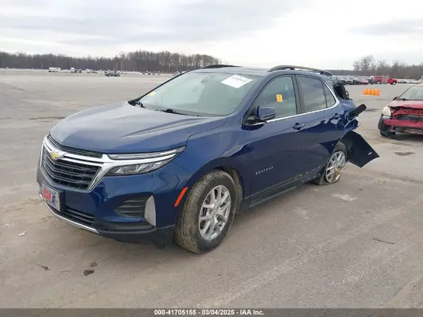 3GNAXKEV9NL297044 2022 CHEVROLET EQUINOX - Image 2