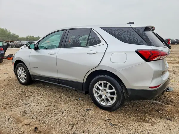 3GNAXKEV9NS102341 2022 CHEVROLET EQUINOX - Image 2