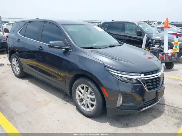 3GNAXKEV9NS173426 2022 CHEVROLET EQUINOX - Image 1