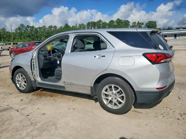 3GNAXKEV9NS188637 2022 CHEVROLET EQUINOX - Image 2