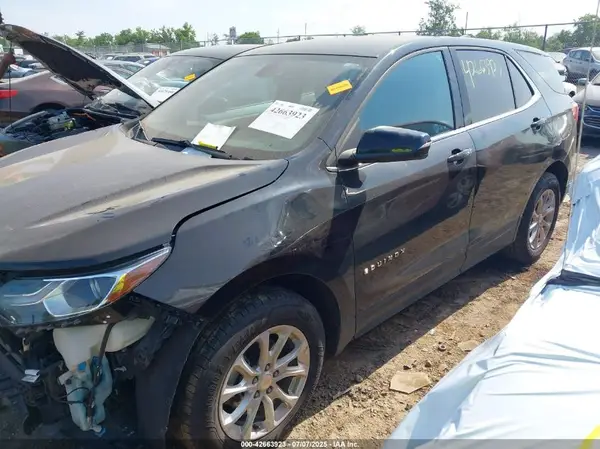 3GNAXKEVXKL120465 2019 CHEVROLET EQUINOX - Image 2