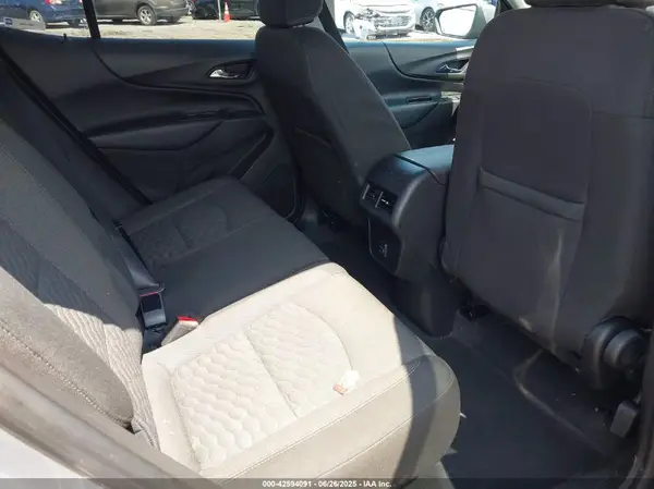 3GNAXKEVXKS557355 2019 CHEVROLET EQUINOX - Image 8
