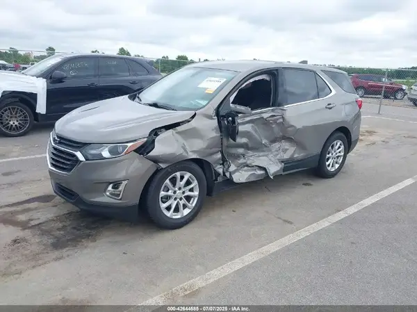 3GNAXKEVXKS577394 2019 CHEVROLET EQUINOX - Image 2