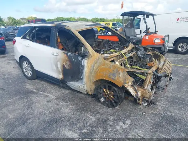 3GNAXKEVXLS737694 2020 CHEVROLET EQUINOX - Image 1