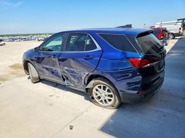 3GNAXKEVXNL239346 2022 CHEVROLET EQUINOX - Image 2