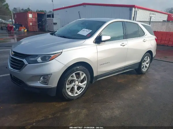 3GNAXKEX0JS505779 2018 CHEVROLET EQUINOX - Image 2