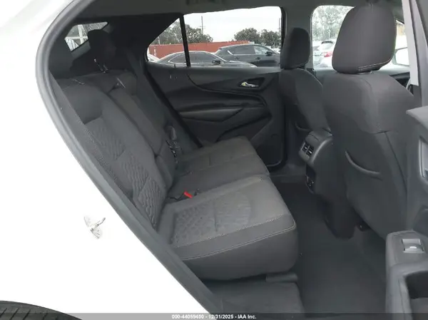 3GNAXKEX2JS621176 2018 CHEVROLET EQUINOX - Image 8