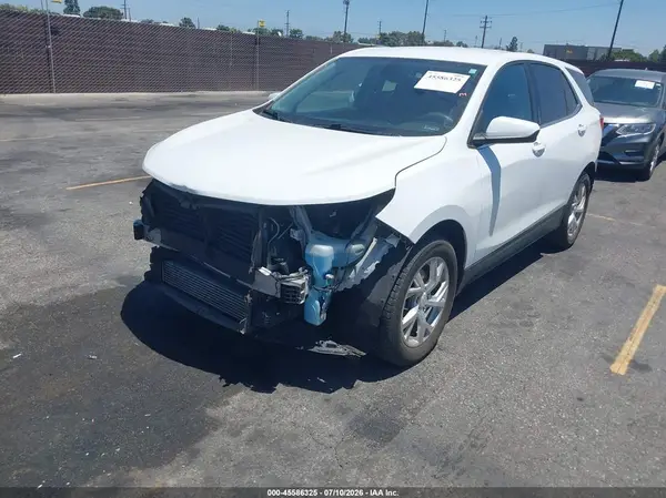 3GNAXKEX3JS522995 2018 CHEVROLET EQUINOX - Image 2