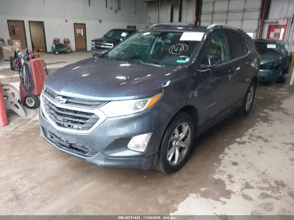 3GNAXKEX4JL284732 2018 CHEVROLET EQUINOX - Image 2