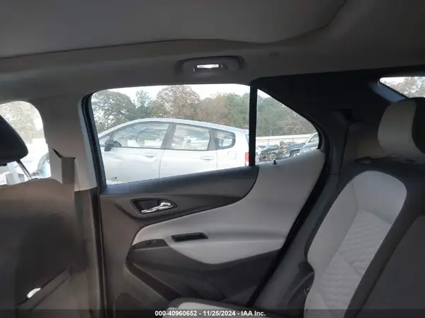3GNAXKEX6JS525311 2018 CHEVROLET EQUINOX - Image 8