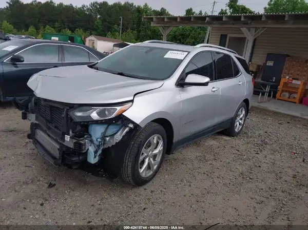 3GNAXKEX6JS579689 2018 CHEVROLET EQUINOX - Image 2