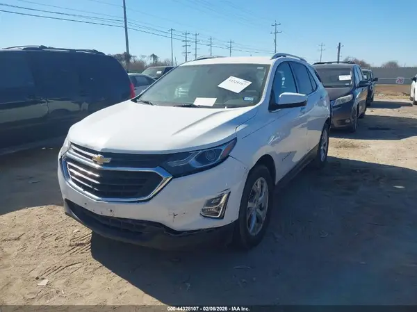 3GNAXKEX7JS648809 2018 CHEVROLET EQUINOX - Image 2