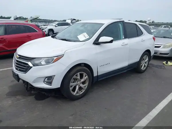 3GNAXKEX8JS552140 2018 CHEVROLET EQUINOX - Image 2