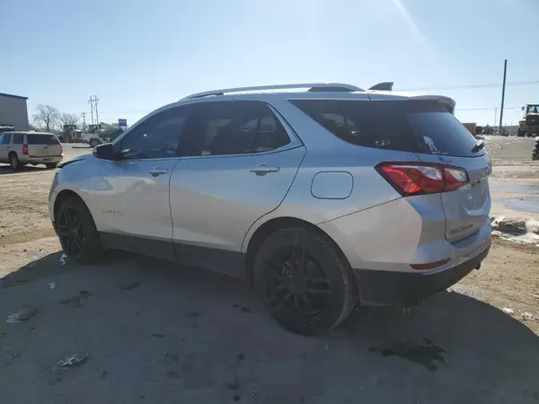 3GNAXKEX8JS610277 2018 CHEVROLET EQUINOX - Image 2