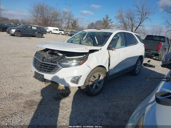 3GNAXKEXXJS556867 2018 CHEVROLET EQUINOX - Image 2