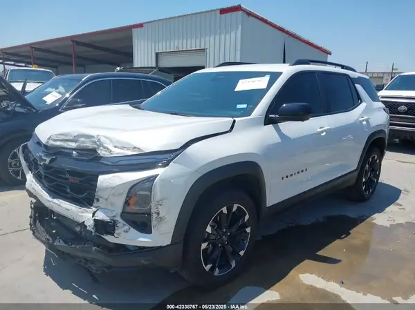 3GNAXLEG4SL142744 2025 CHEVROLET EQUINOX - Image 2