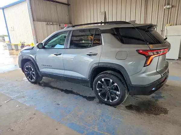 3GNAXLEG4TL224958 2026 CHEVROLET EQUINOX - Image 2