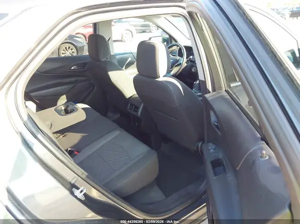 3GNAXLEU0JS557585 2018 CHEVROLET EQUINOX - Image 8