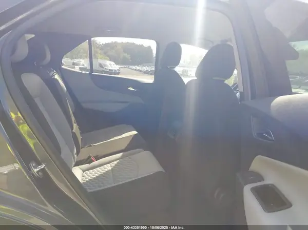 3GNAXLEX0KS568002 2019 CHEVROLET EQUINOX - Image 8