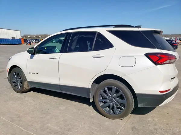 3GNAXMEG4RS158741 2024 CHEVROLET EQUINOX - Image 2