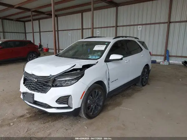 3GNAXMEGXRL210156 2024 CHEVROLET EQUINOX - Image 2