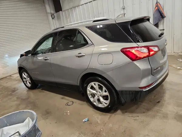 3GNAXMEV3JS554372 2018 CHEVROLET EQUINOX - Image 2