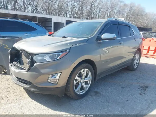 3GNAXMEV9JS612758 2018 CHEVROLET EQUINOX - Image 2