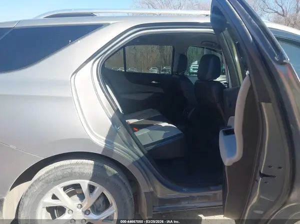 3GNAXMEV9JS612758 2018 CHEVROLET EQUINOX - Image 8