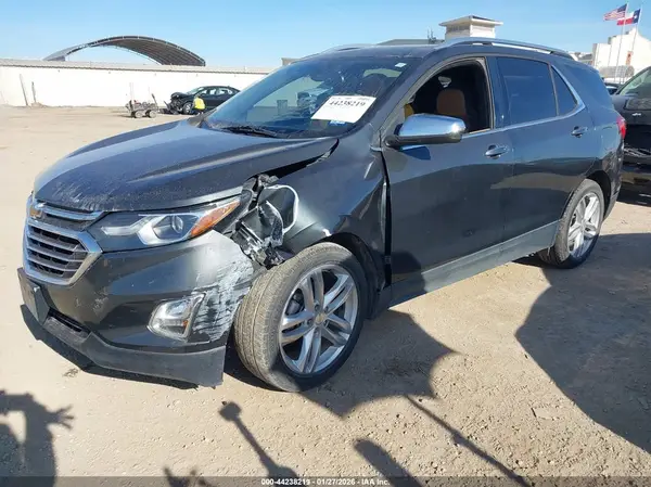 3GNAXMEVXJS582833 2018 CHEVROLET EQUINOX - Image 2