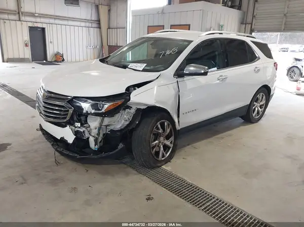 3GNAXNEV1KL207768 2019 CHEVROLET EQUINOX - Image 2