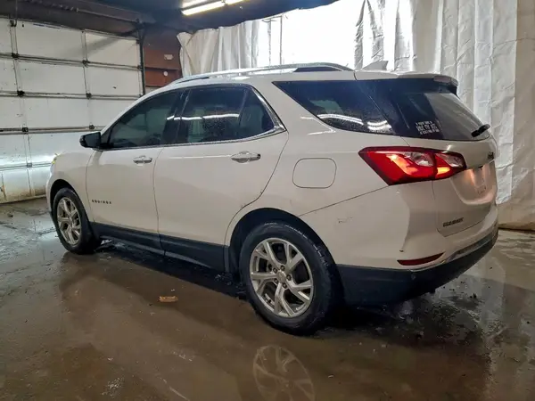 3GNAXNEV1MS104424 2021 CHEVROLET EQUINOX - Image 2