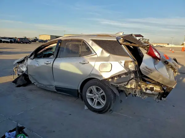 3GNAXNEV6MS158933 2021 CHEVROLET EQUINOX - Image 2
