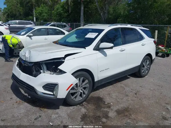 3GNAXNEV7NS104686 2022 CHEVROLET EQUINOX - Image 2