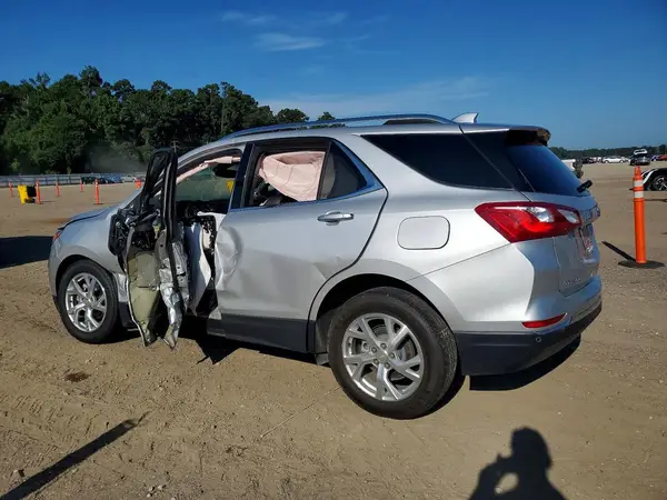3GNAXNEV8MS174082 2021 CHEVROLET EQUINOX - Image 2