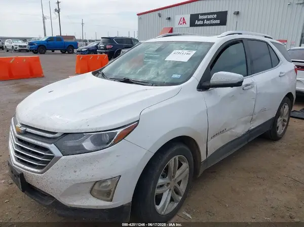 3GNAXNEVXLS728057 2020 CHEVROLET EQUINOX - Image 2